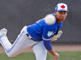 Elvis Luciano: El joven talento de Boca Chica que conquistó las Grandes Ligas