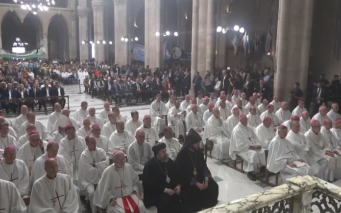 A los pies de la Virgen de Luján, episcopado argentino agradece por la vida y ministerio del Papa Francisco