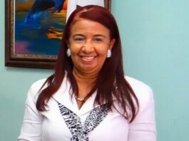 Abinader otorga pensión mensual a exdirectora del Acuario Nacional