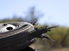 Accidente en la circunvalación de Baní deja un muerto y seis heridos
