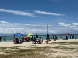 Afluencia y ventas en playas de Boca Chica y Guayacanes durante Semana Santa