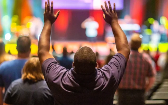 Arquidiócesis se deslinda de retiro de sanación y liberación organizado en la Ciudad de México