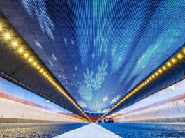 Con 11 km de largo y un techo con espectáculo de luces, el túnel subacuático más largo de China se ha convertido en toda una atracción turística
