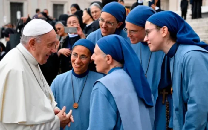 Libro gratuito recoge enseñanzas del Papa Francisco para la vida religiosa en América Latina
