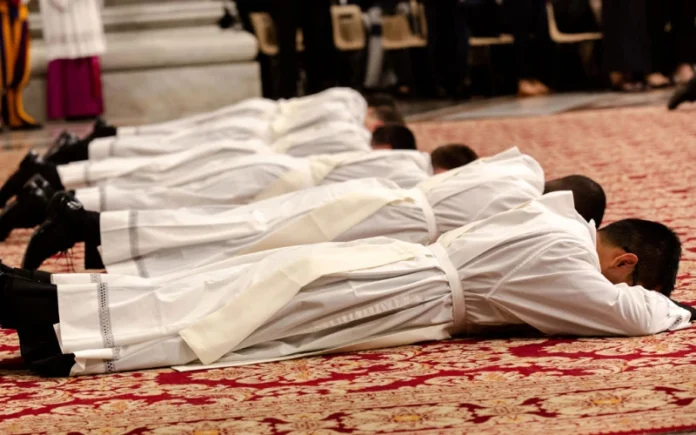 Más de 400 nuevos sacerdotes serán ordenados en Estados Unidos en 2026