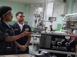 Minerd reporta baja en deserción escolar en secundaria