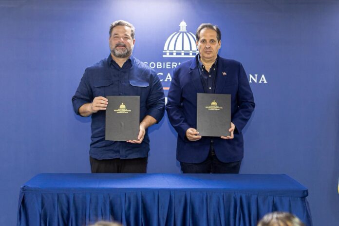 Ministerios de Medio Ambiente y Salud Pública firman convenio para agilizar permisos ambientales en proyectos del Sistema Nacional de Salud