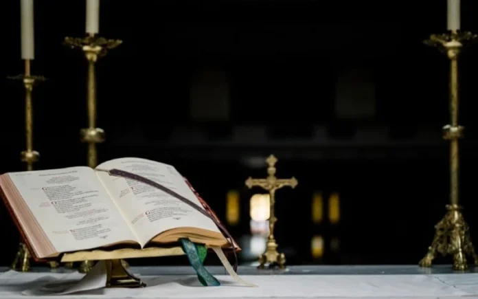 Obispado en Argentina advierte sobre una persona que presta servicios religiosos y no pertenece a la Iglesia Católica 