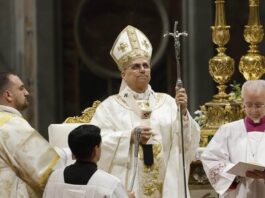 Papa León XIV insta a superar la guerra y la injusticia en la Vigilia Pascual