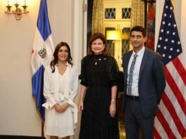 Raquel Peña asiste a bendición de residencia de Leah Campos