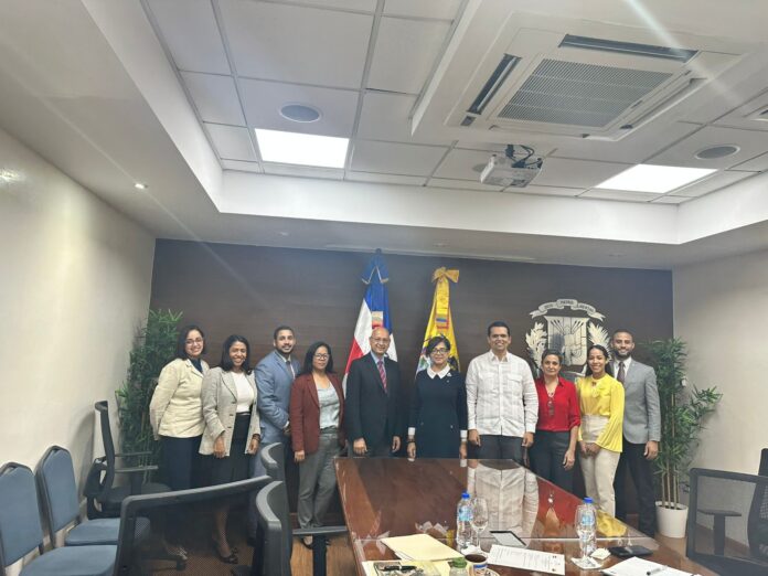 República Dominicana y Ecuador valoran programas de cooperación y realizan preparativos para la próxima reunión de la comisión mixta