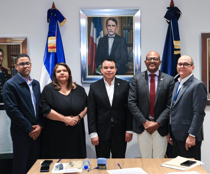 SNS fortalece Red Pública con más de 900 nombramientos en cuatro meses