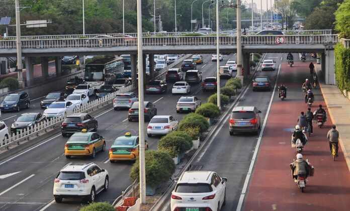 Viaje al centro del motor chino (parte 1): un paseo por Pekín, Ebro, Chery y las calles en silencio
