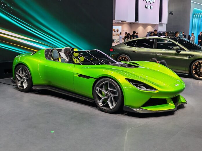 Viaje al centro del motor chino (parte 2): he visto el futuro de los coches en Pekín y sí, es eléctrico (y chulísimo)