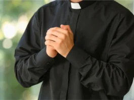 Alertan en México sobre sacerdote suspendido que promueve a falso “Vicario de Cristo”