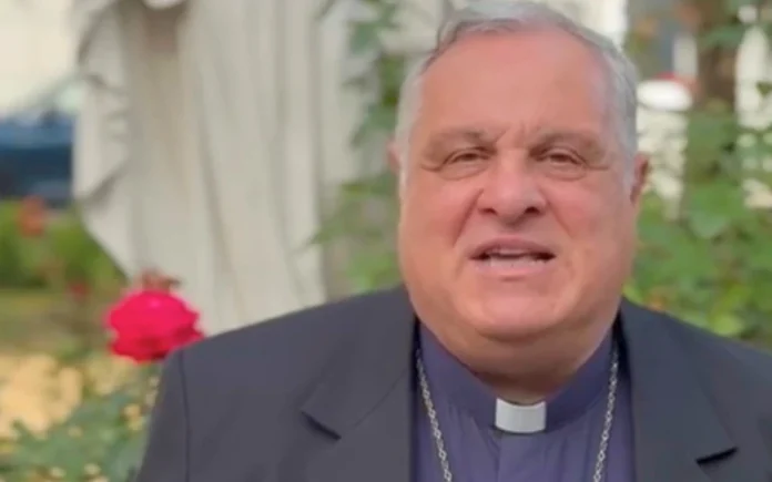 Arzobispo de Mendoza desmiente que el Vaticano lo haya reprendido por normas sobre la Comunión