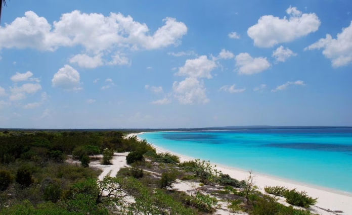Bahía de las Águilas elegida entre las  mejores 25 playas del mundo 2026