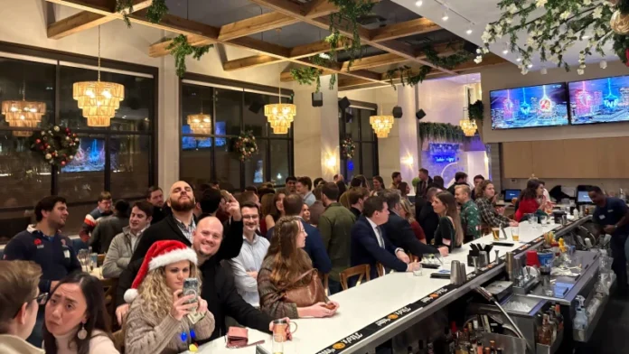 Dentro del happy hour más popular entre los católicos de Washington D.C.