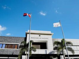 Denuncian supuestas bancas ilegales en los alrededores de Hacienda