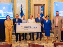 Gobierno dominicano y UE impulsan economía verde en RD; UE dona 2,275 MM de euros
