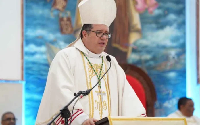 Los inmigrantes hispanos son la “gran esperanza” de la Iglesia en EE.UU., dice el Obispo de Palm Beach