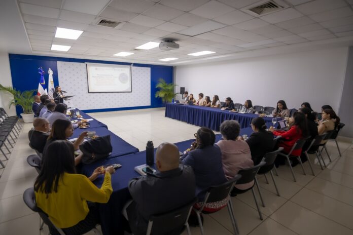 Medio Ambiente presenta avances en la propuesta de hoja de ruta para fortalecer sus proyecciones de emisiones de gases de efecto invernadero
