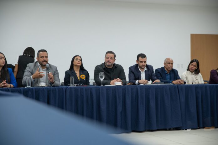 Medio Ambiente y MAP socializan el Plan de Implementación de la Evaluación de Desempeño Institucional 2026