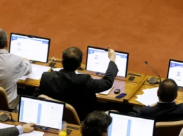 Obispos de Chile llaman a frenar la violencia y reconstruir el diálogo político y la paz social