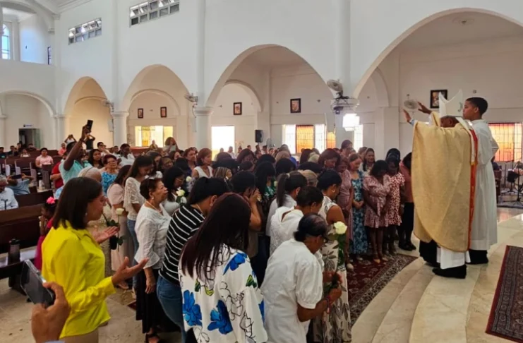 Obispos dominicanos saludan a las madres en su día: ¡Que Dios las bendiga y las premie siempre!