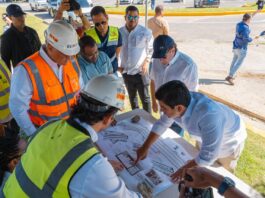 Paliza supervisa Monorriel de Santiago cuya construcción está avanzada en un 95 %