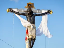 Restaurarán histórica imagen del Cristo Negro de San Román tras daños en procesión en México