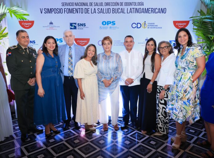 SNS destaca avances en la estrategia de Atención Primaria en salud bucal durante el 5to Simposio Nacional SNS destaca avances en la estrategia de Atención Primaria en salud bucal durante el 5to Simposio Nacional