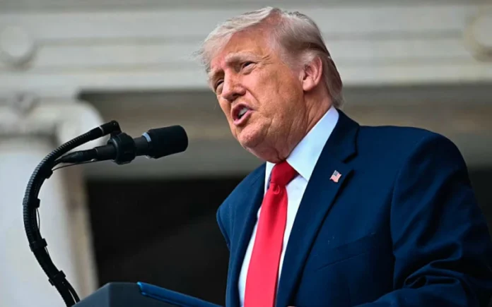 Trump sugiere que el Papa León desconoce la postura nuclear de Irán pese a sus repetidos llamados para el desarme