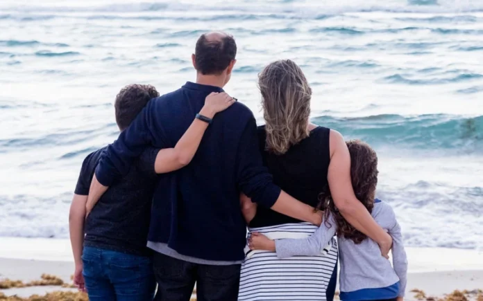 Aprueban ley que declara junio como el Mes de la Vida y la Familia en el Perú