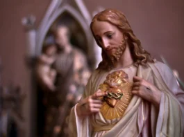 Arzobispo de Arequipa pide orar al Sagrado Corazón de Jesús por el Perú “fracturado y polarizado”