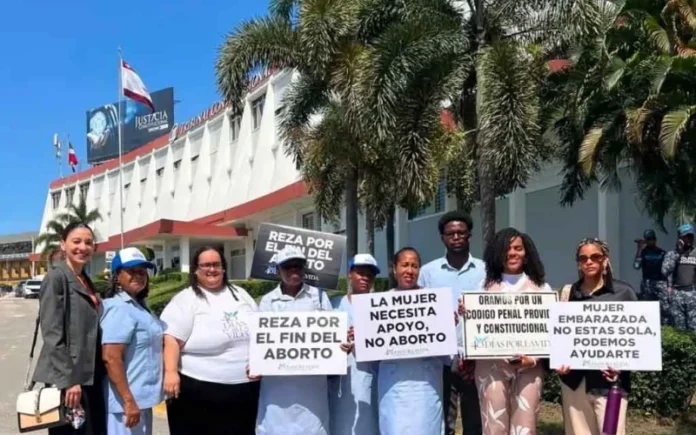 El derecho a la vida es inviolable, recuerdan dominicanos ante el Tribunal Constitucional