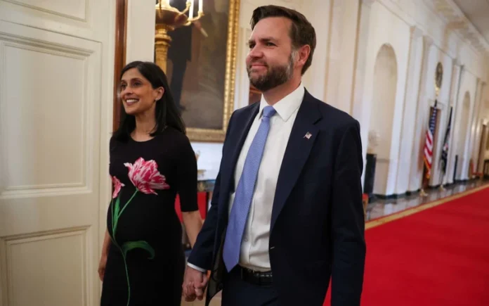 El vicepresidente y la segunda dama de Estados Unidos explican cómo participan en la Misa en familia