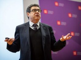 Nobel de Economía:  la IA destruirá empleos