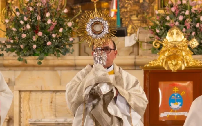 Por “seguridad” se cancela histórica procesión de Corpus Christi en Ciudad de México