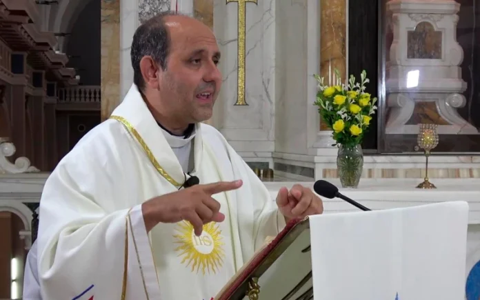 Sacerdote pide seguir rezando para que Cuba supere sus problemas con el diálogo