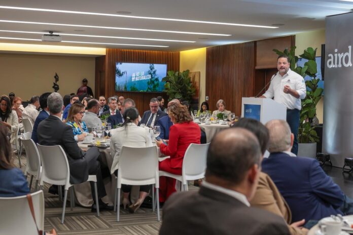 Sostenibilidad y competitividad: la apuesta de Medio Ambiente para el futuro del desarrollo industrial
