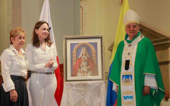Arzobispo de Panamá ante María Corina Machado: "A Venezuela no le han podido quitar su esperanza"