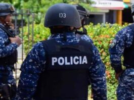 Detención de policías en Santo Domingo por cocaína Detención de policías en Santo Domingo por cocaína