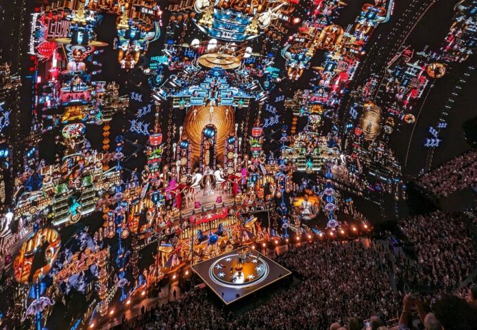 El éxito de la Esfera de Las Vegas es la prueba del nuevo paradigma: ya no queremos ver a 