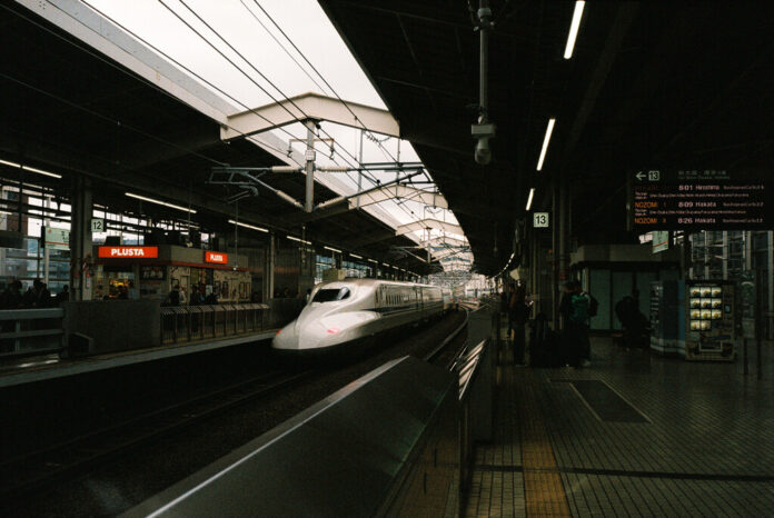 El mayor sueño ferroviario japonés es un tren que uniría Madrid y Barcelona en 75 minutos a 600 km/h. También es su mayor pesadilla