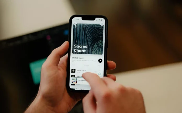 Fio: la alternativa católica a Spotify que busca llevar la fe a tus playlists