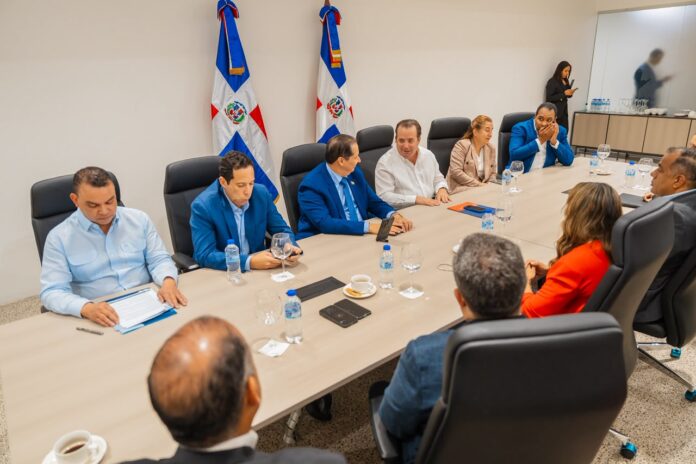 Gobierno impulsa modelo de gobernanza para consolidar el Expediente Electrónico Único de Salud