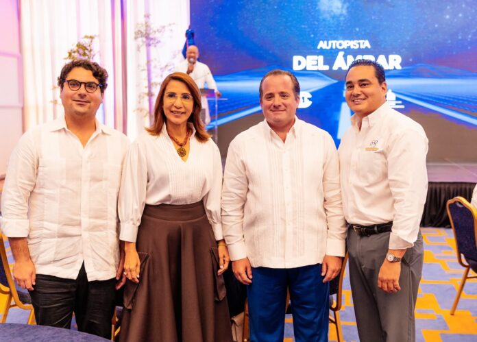 Gobierno presenta proyecto Autopista del Ámbar a sector privado y autoridades de Puerto Plata