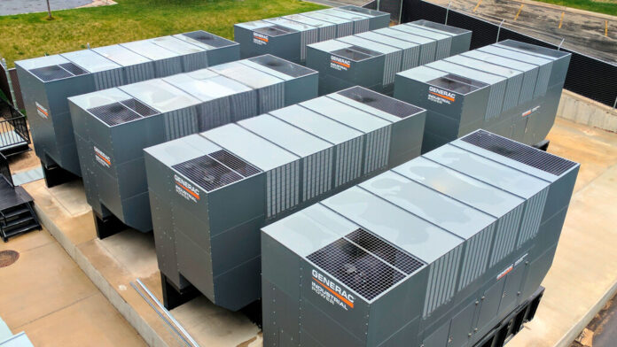 La solución de EEUU para que su red eléctrica aguante la ola de calor: dejar que los centros de datos contaminen sin límite