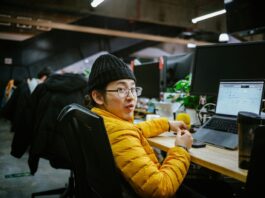 Los genios chinos de la IA podrían ser multimillonarios en EEUU. Lo malo para EEUU es que prefieren volver a China Los genios chinos de la IA podrían ser multimillonarios en EEUU. Lo malo para EEUU es que prefieren volver a China